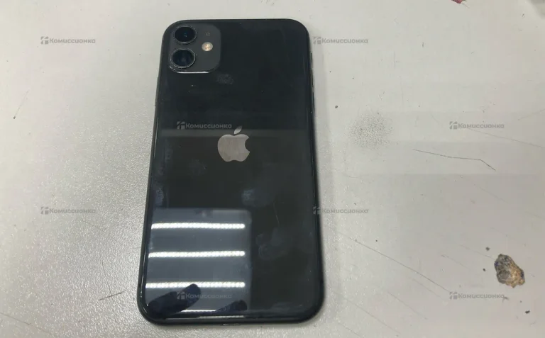 Apple iPhone 11 4/64 ГБ