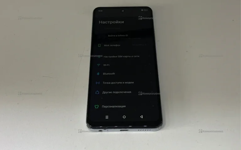 Infinix Smart 8 3/64 ГБ