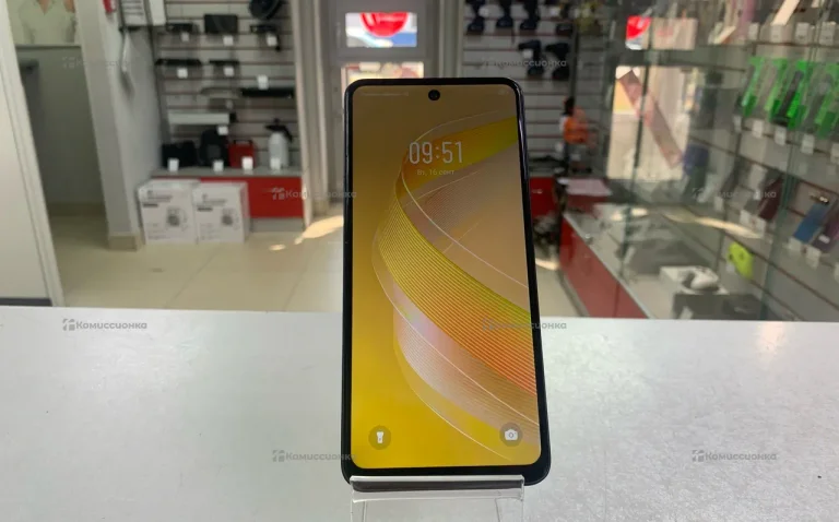 Infinix Smart 8 4/128 ГБ