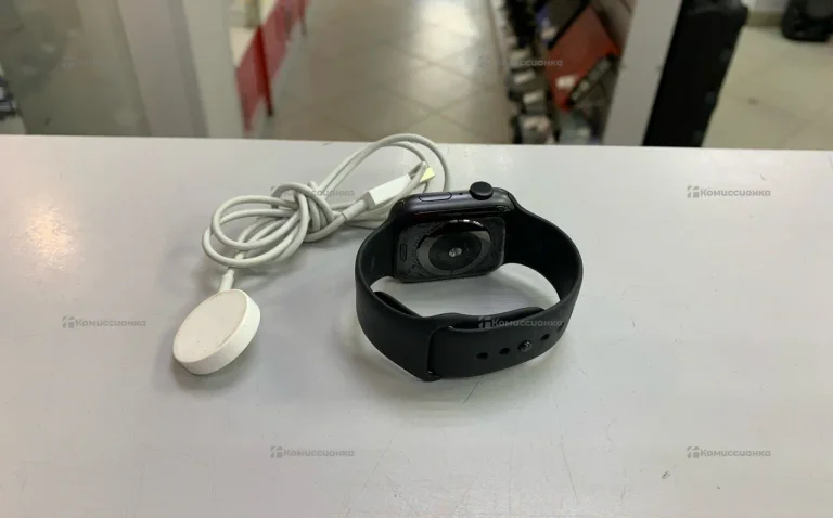 Часы  Apple Watch 5 44mm