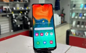 Samsung Galaxy A30 3/32 ГБ