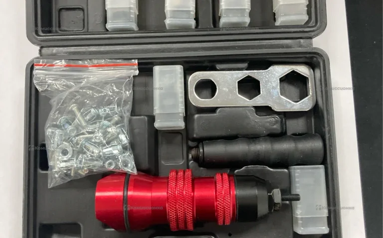 Заклепочник резьбовой на шуруповерт