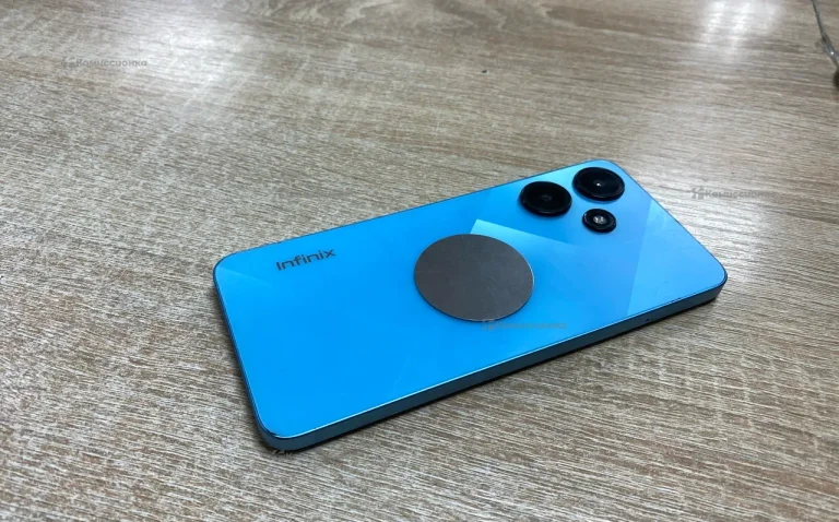 Infinix Hot 30i 8/128 ГБ