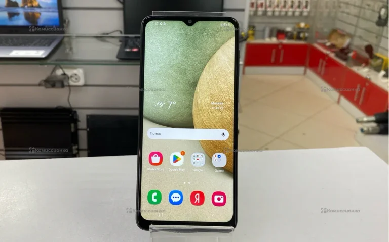 Samsung Galaxy A12 2/32 ГБ