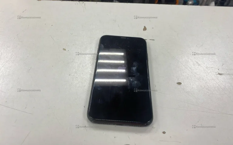 Apple iPhone 11 4/128 ГБ