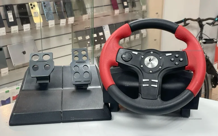 Игровой руль Logitech Formula Force