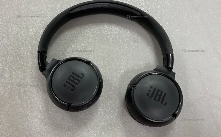 Наушники  JBL tune 520 by