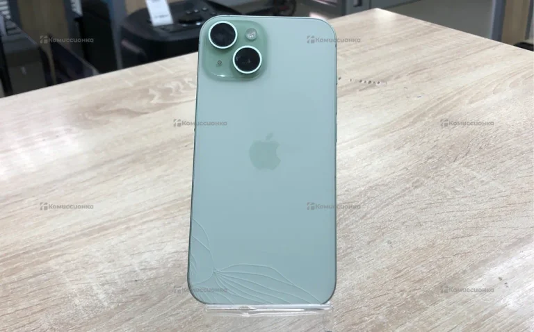 Apple iPhone 15 6/256 ГБ