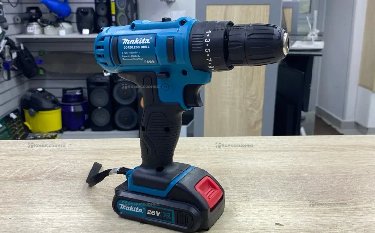 Шуруповерт Makita CORDLESS