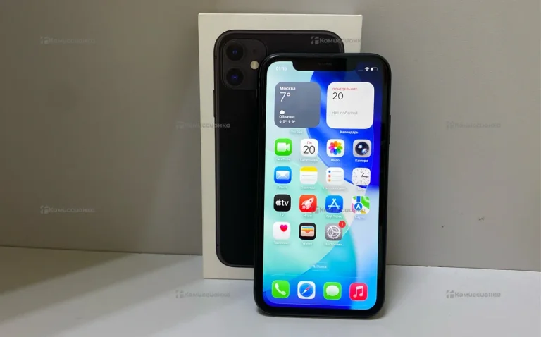 Apple iPhone 11 4/128 ГБ