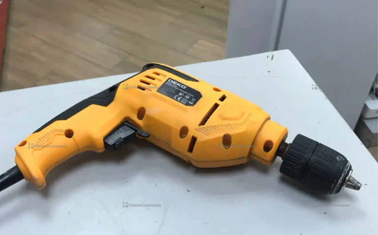 Дрель ударная DEKO DKID600W