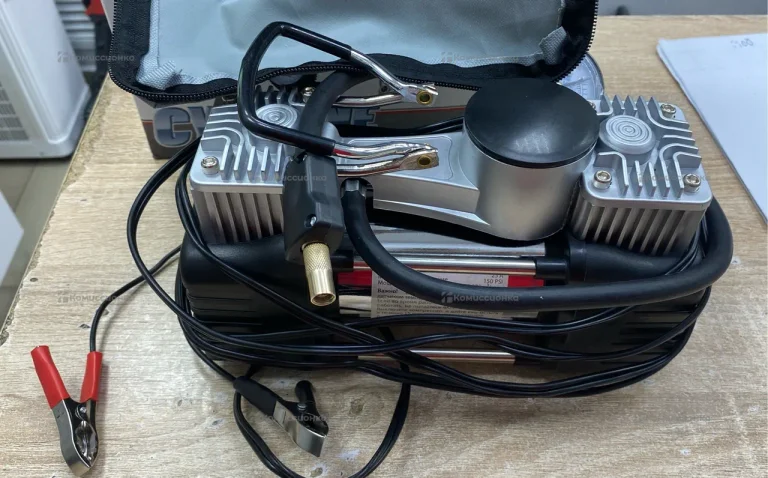 Компрессор автомобильный cyclone 107003