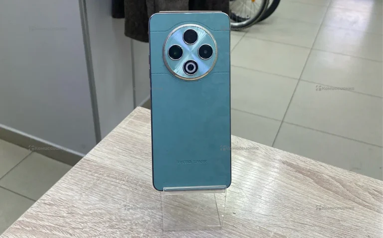 Tecno Spark 30 8/256 ГБ