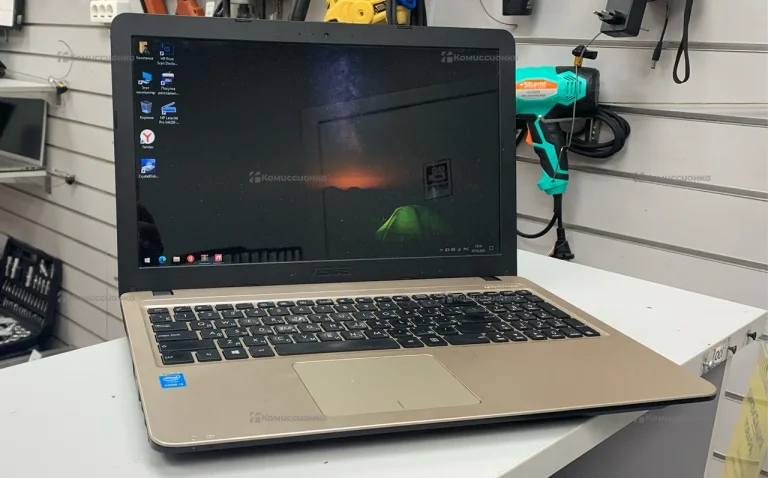 Ноутбук ASUS X540L