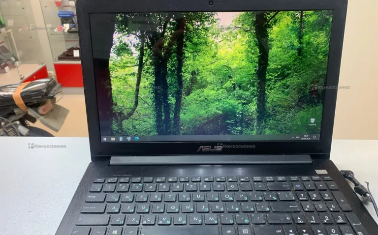 Ноутбук Asus x502c