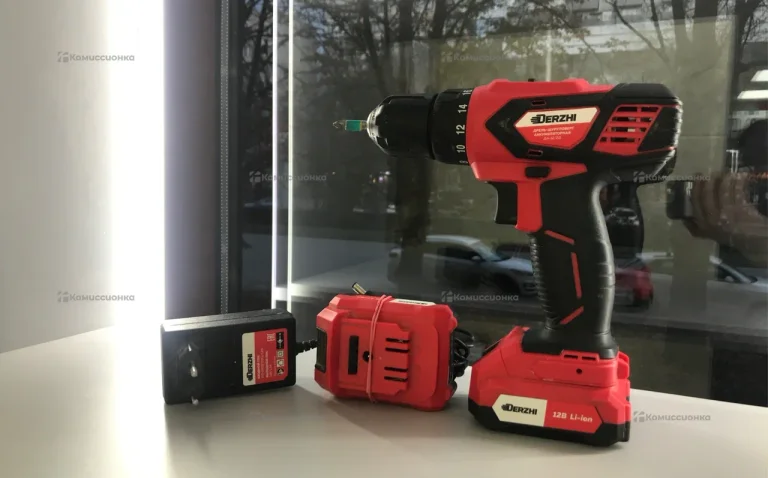 Аккумуляторный шуруповерт DERZHI ДА-12/2Д