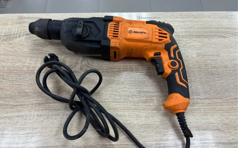 Перфоратор ВИХРЬ П-1000К