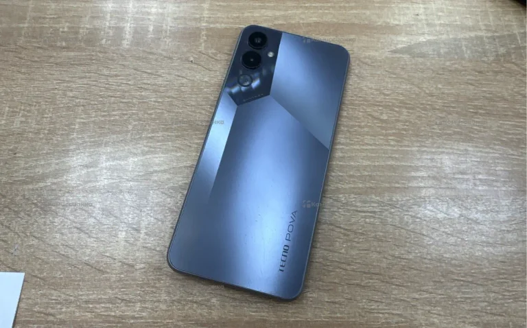 Tecno Pova 4 8/128 ГБ