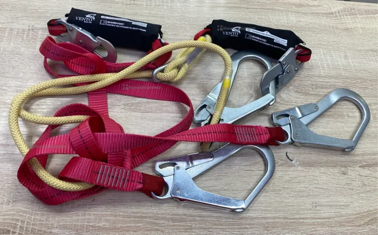 Страховочная привязь Vento profi