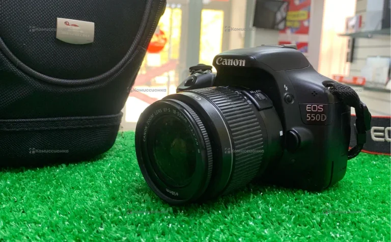 Фотоаппарат Canon EDS 550D