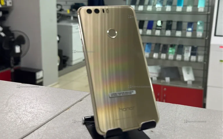 Honor 8 4/64 ГБ