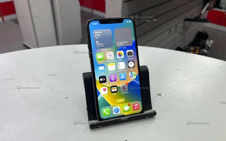 Apple iPhone X 3/64 ГБ