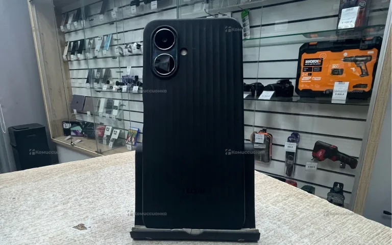 Tecno Spark Go 2 3/64 ГБ