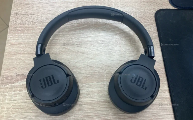 Наушники  JBL BT 720