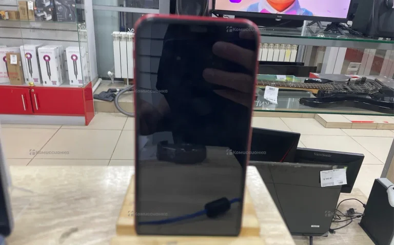 Apple iPhone XR 3/64 ГБ