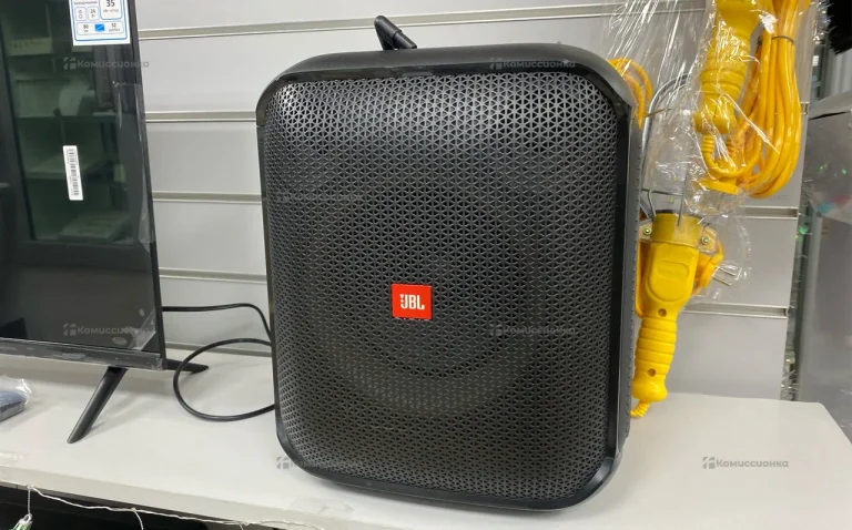 Колонка JBL Partybox Encore Essential