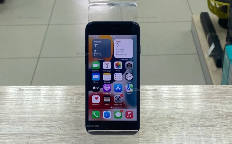 Apple iPhone 7 2/32 ГБ