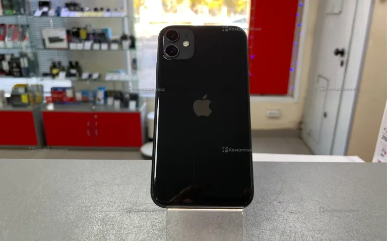Apple iPhone 11 4/64 ГБ