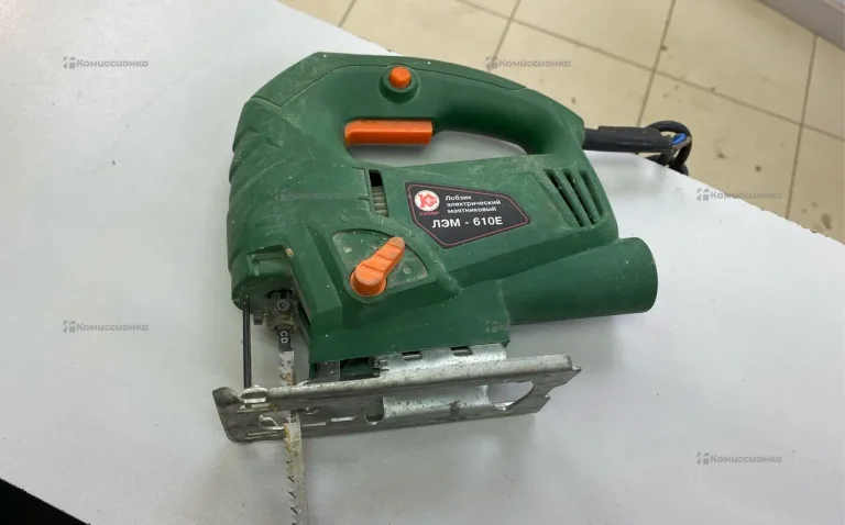 Электролобзик Калибр ЛЭМ-610Е