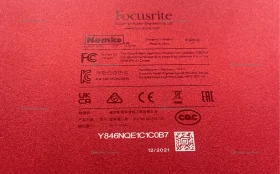 Аудио карта Focusrite Scarlet 3gen 2i2