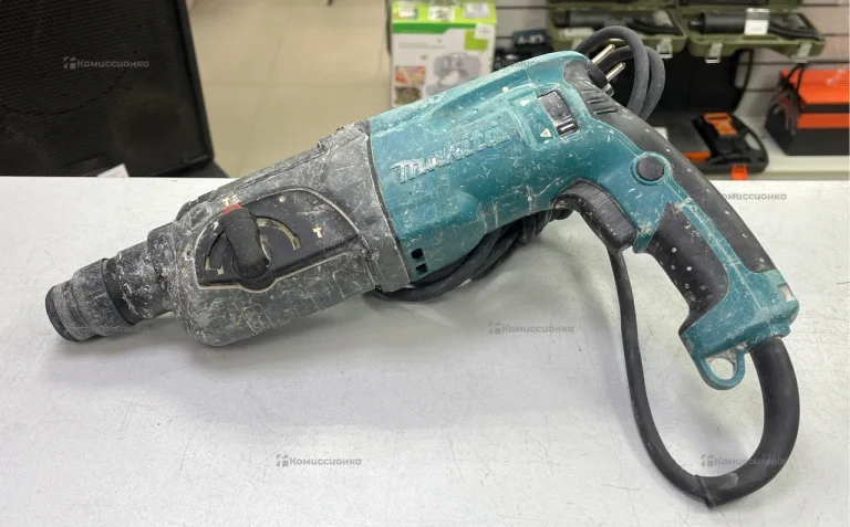 Перфоратор makita HR2470