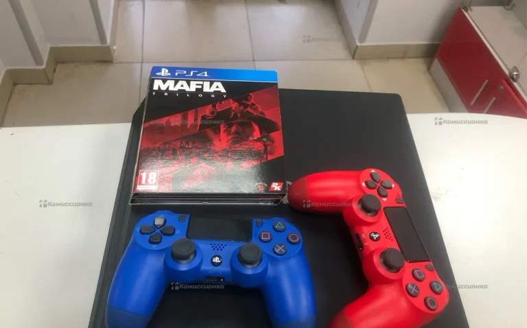 Приставка PS4. ps4pro