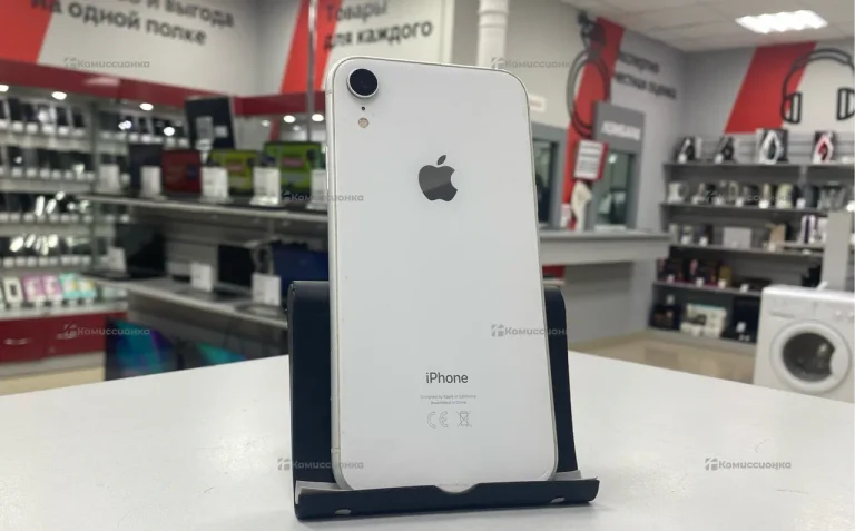 Apple iPhone XR 3/64 ГБ