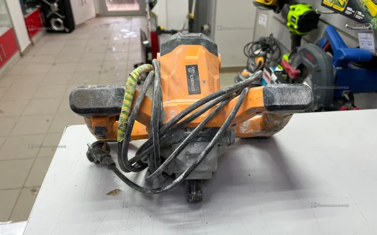 Миксер строительный сетевой Deko DKM1700