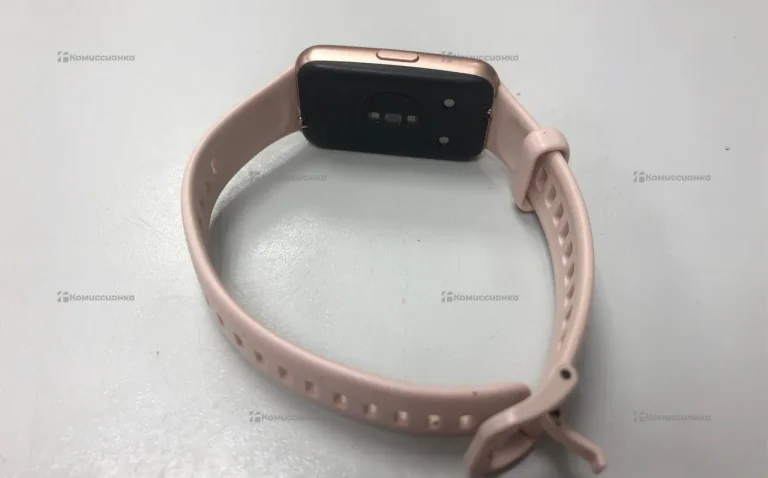 Часы  huawei band 7