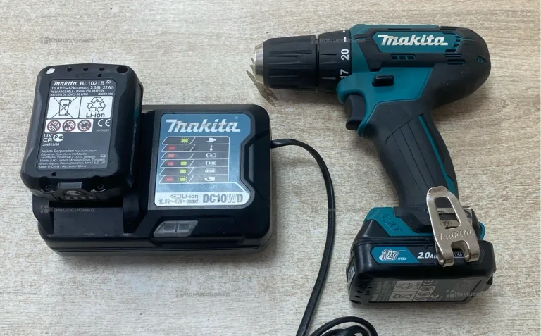 Дрель-шуруповерт Makita DF333D