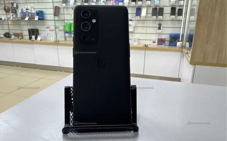 OnePlus 9 pro 5G 12/256