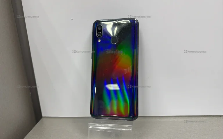 Samsung Galaxy A40 4/64 ГБ