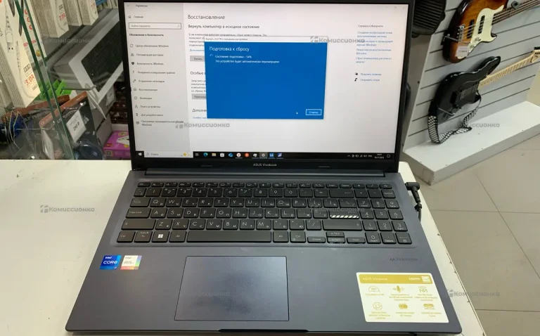 Ноутбук  ASUs vivobook x1502z