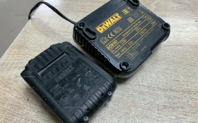 Купить Блок зарядного устройства + АКБ 18XR 1,5ah DEWALT б/у , в Москва и область Цена:3900рублей