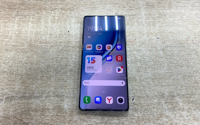 Tecno CAMON 40 8/256Gb