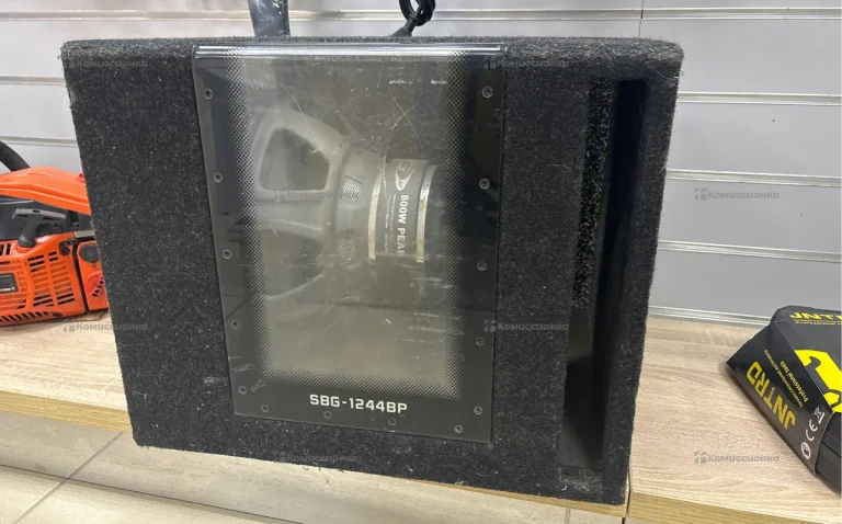 Сабвуфер  Alpine 1244