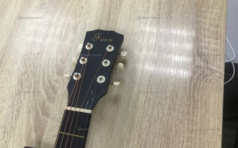 Гитара Foix