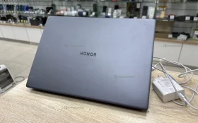 Ноутбук HONOR i5-12 8/512SSD IPs FHD 16”