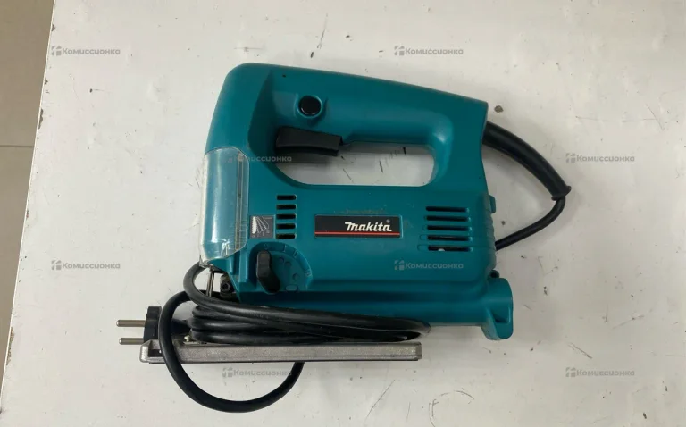 Электролобзик makita 4324