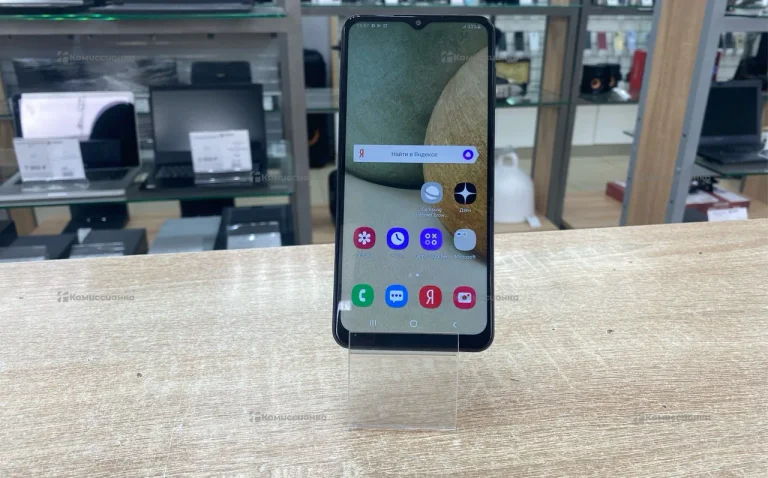 Samsung Galaxy A12 3/32 ГБ